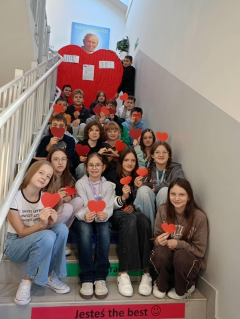 b097d2b3-f287-427d-bf84-1ccc92ce69d6.jfif