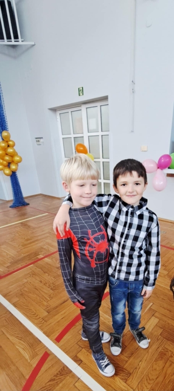 9b5e56b8-7805-47e4-ba51-2d97aa1b721e.jfif