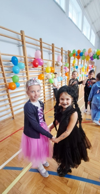 6ae19864-6033-45ad-af6f-1e89bd07dd86.jfif