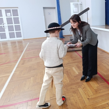 cde90a3e-aca2-43b8-9084-42680f59068e.jfif