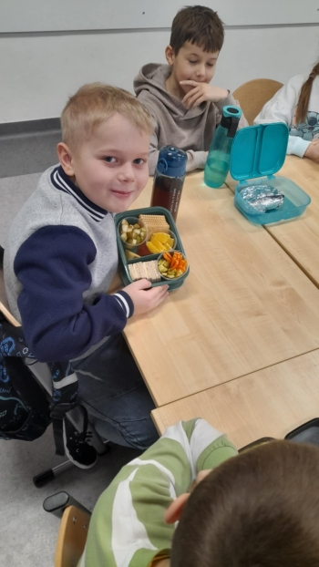 b5852b1d-5f98-4dc6-a759-df5483d730bb.jfif