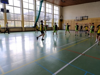 fca4da8c-cb03-41c1-bd88-0a318bad98fd.jfif