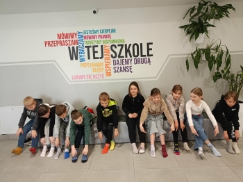 92f2a2d2-1a59-44c3-b890-5ce8c2d9210f.jfif