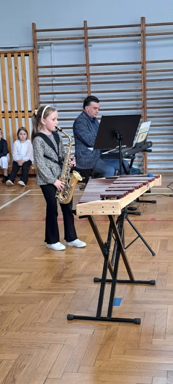 392befef-9dba-49f1-976c-2430aa609e76.jfif