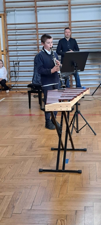 5e26341f-725d-4733-822c-94e03289ee09.jfif