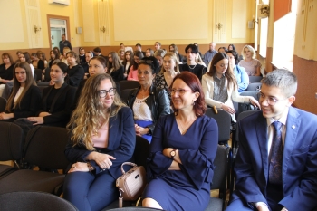 4.jfif