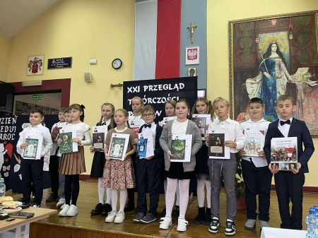 Sukces uczniów klasy 3 w XXI Przeglądzie Twórczości Ziemi Żegocińskiej