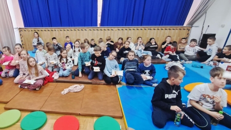 Karnawałowa Niespodzianka: Filmowa Podróż do Laponii!