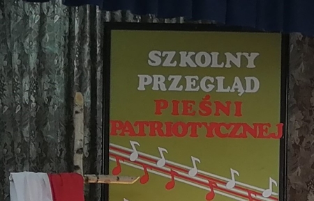Międzyklasowy Konkurs Pieśni Patriotycznej.